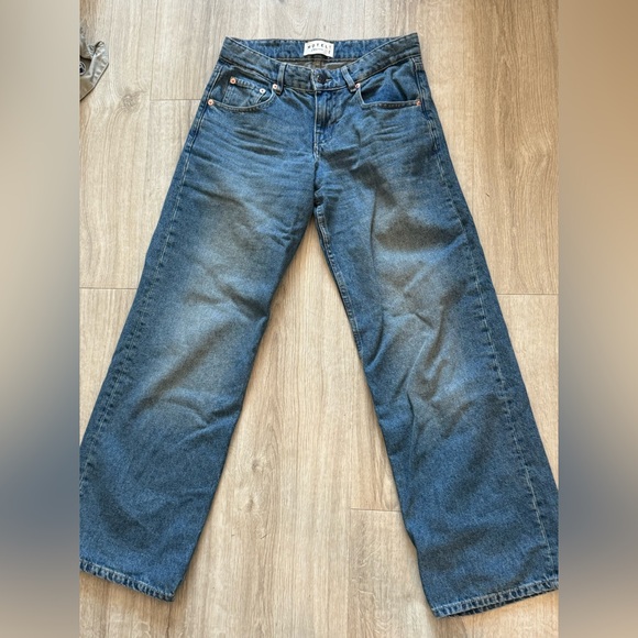 Low Rise Parallel Jeans in Blue - Picture 5 of 5